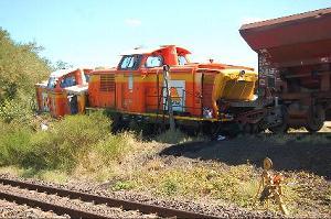 derail57777.jpg_300x235.jpg