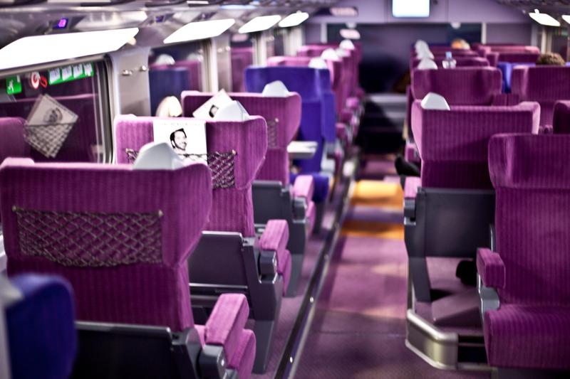 1st_class_interior_tgv_high-speed_train_