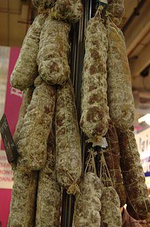 220px-Salon_agriculture_2009_Saucissons.