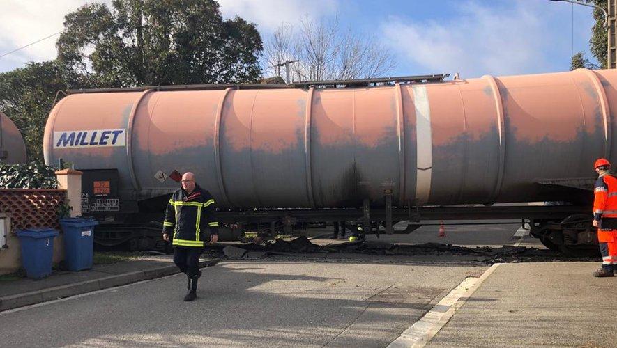Un train qui transportait du carburant a déraillé au nord de Toulouse