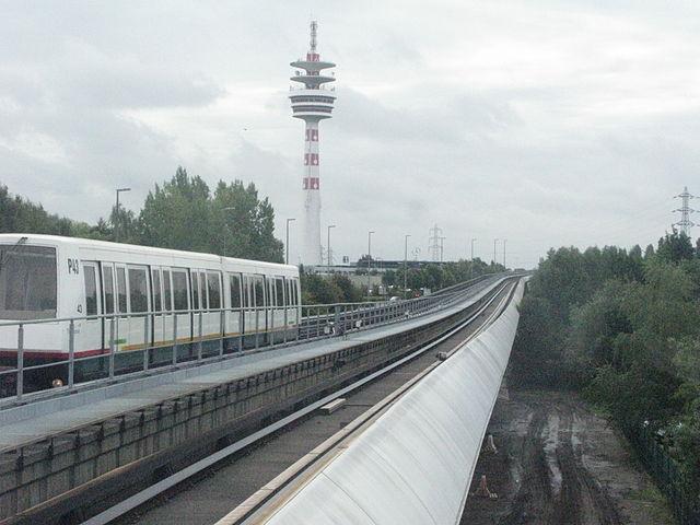 640px-Jielbeaumadier_metro_ligne2_vda_20