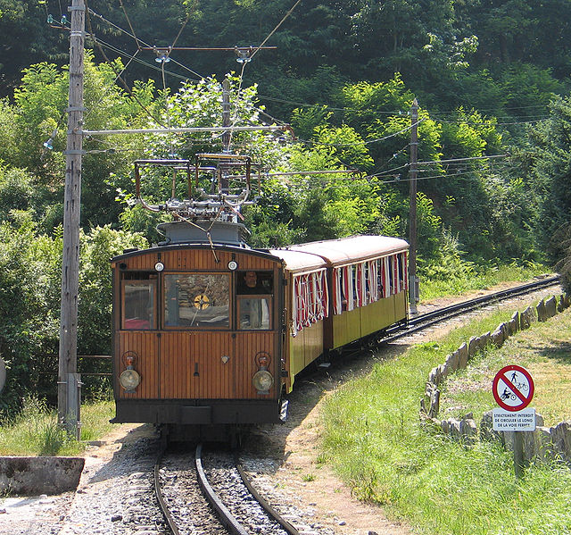 640px-Petit_train_la_rhune.jpg