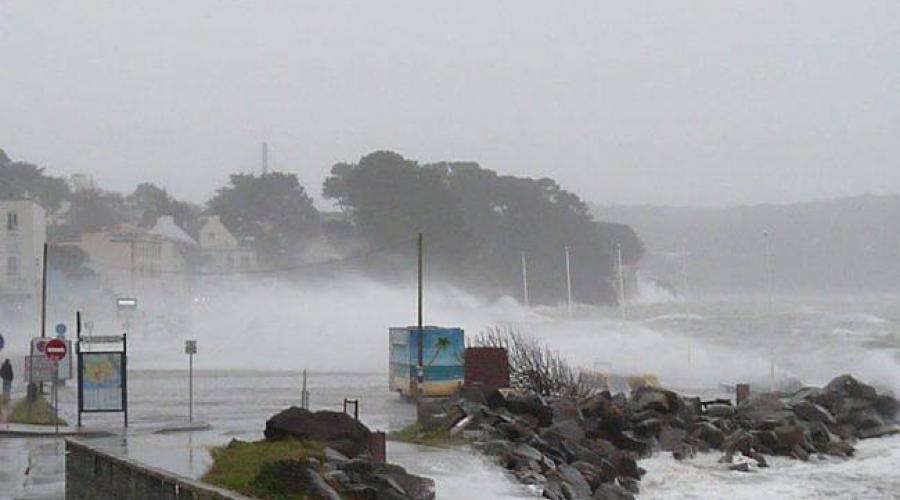 Résultat de recherche d'images pour "tempête martin brest"