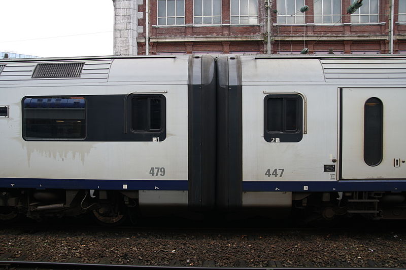 800px-AM96_coupled.jpg