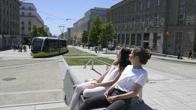 photo la température pourrait grimper jusqu'à 33°c, mardi et mercredi, à brest ! © béatrice le grand