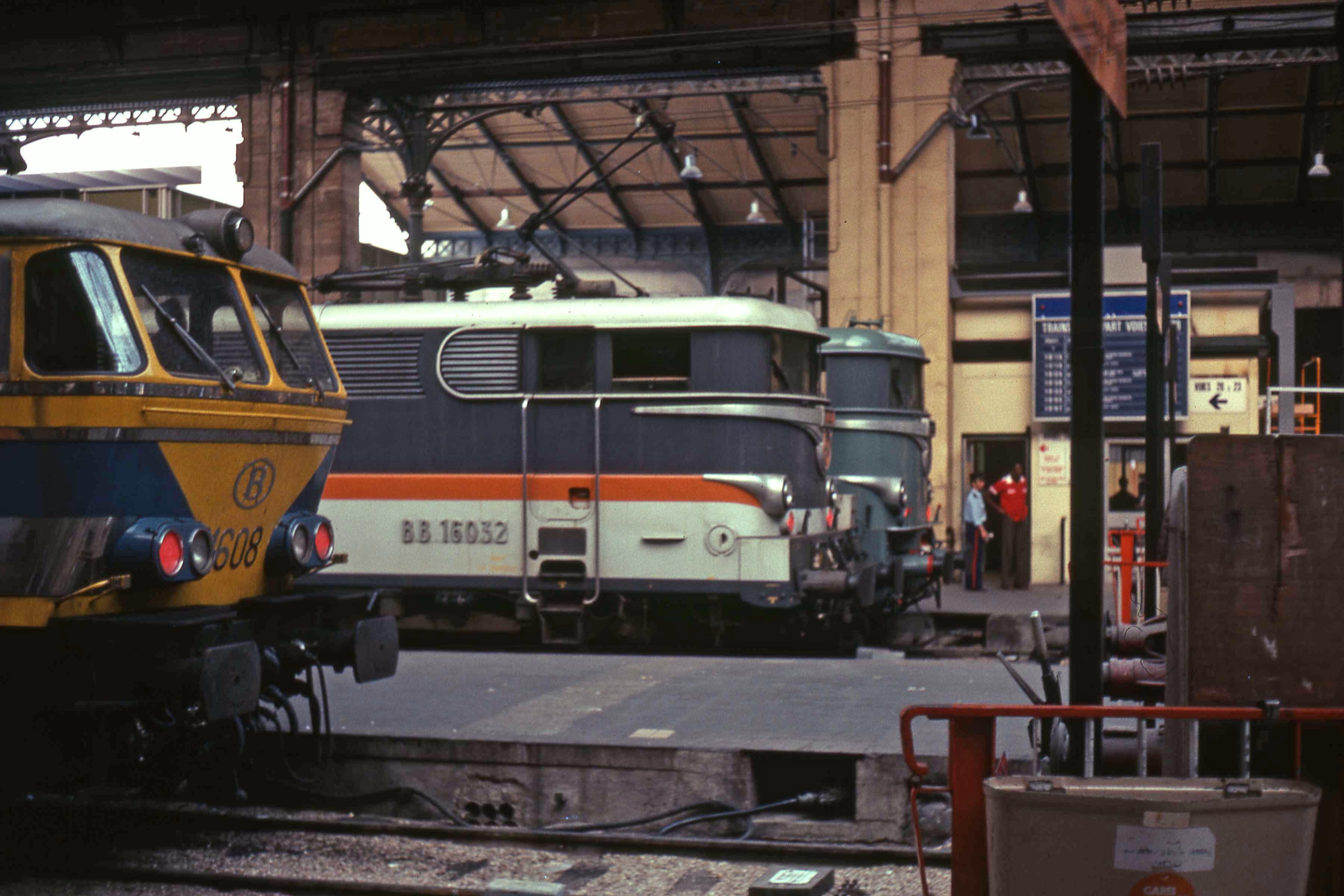 Paris-Nord_SNCB_loc_1608.jpg