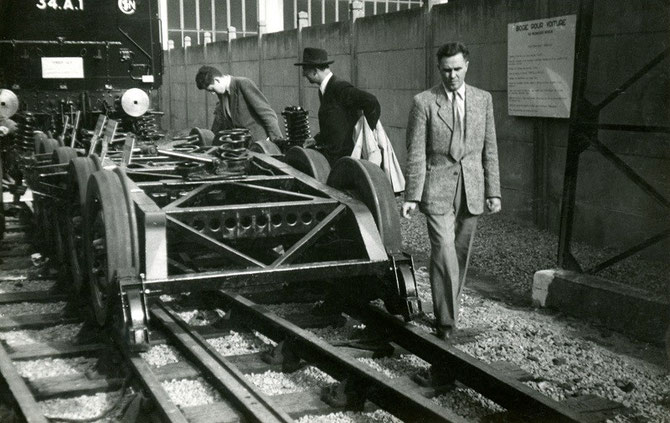 bogie-train-sur-pneus-paris-invalides-19