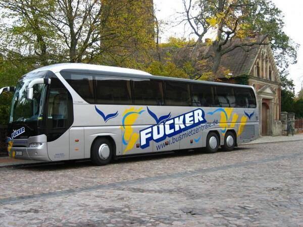 macronbus.jpg