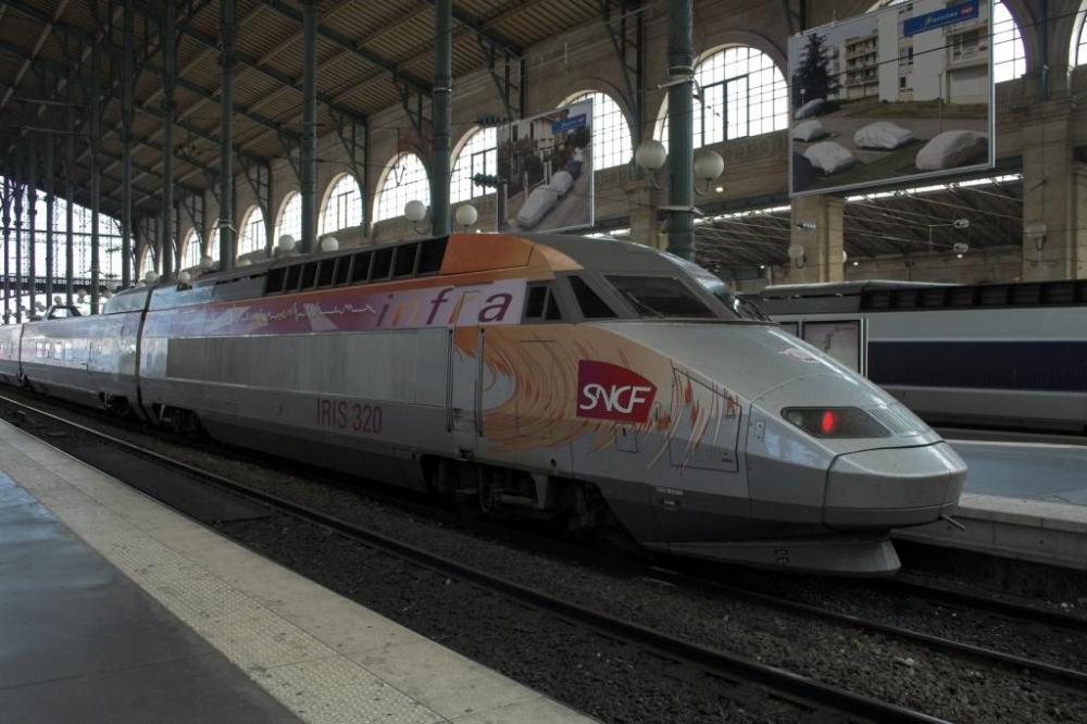 TGV_IRIS320_Gare_du_Nord_Paris_FRA_001.t