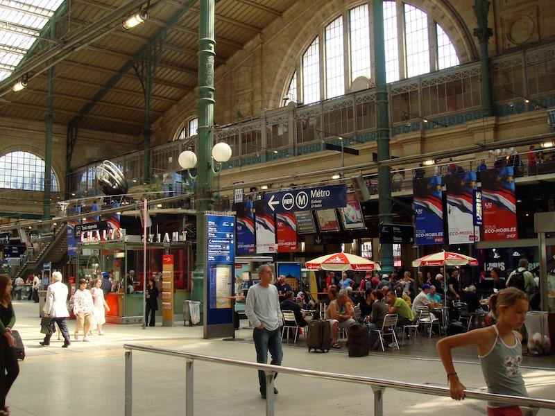 eurostar_arriving_gare_du_nord_metro_rer