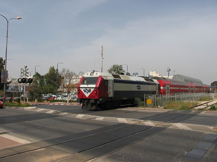 Rehovot-759-190405-NZA.jpg