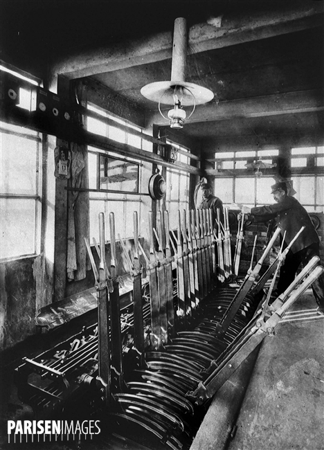 Poste Saxby, aiguillage de la gare de l'Est. Paris, vers 1930. .jpg