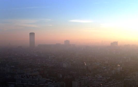le-smog-au-dessus-de-paris-le-6-decembre.jpg