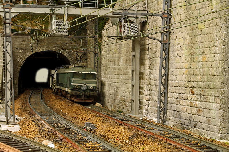 6500mtunnel2p.jpg