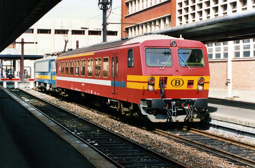 1202+M4 Lille 09-09-1986.jpg