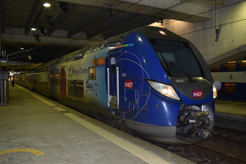 rame REGIO2N  002L  PARIS-MONTPARNASSE .JPG