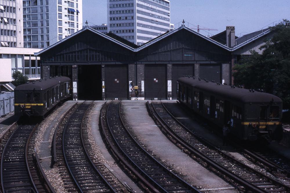 depot champ de mars été 1966 JHM.jpg