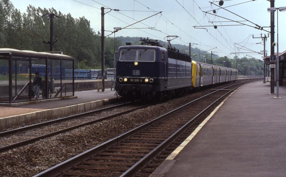 181 208+RRR Saarbruck-Matz Saint-Avold 08-06-1991.jpg