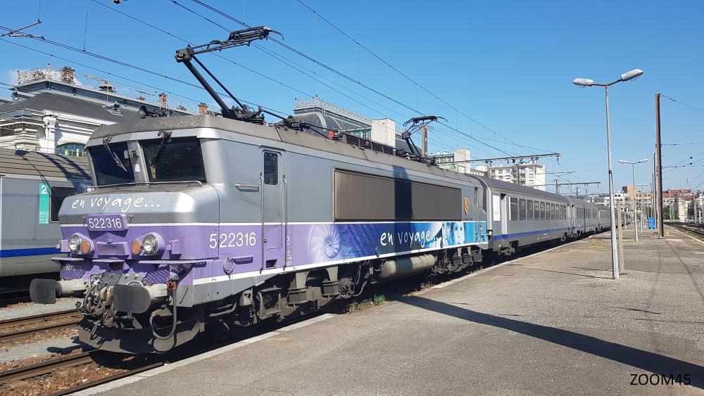 22200.jpg