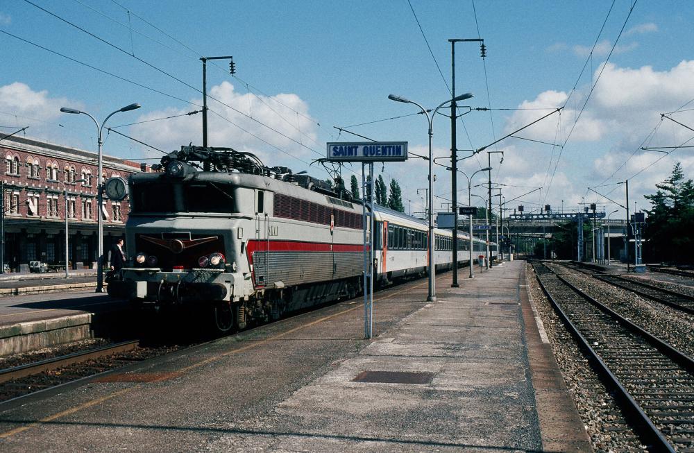 CC40104+EC30 Saint-quentin 13-09-1994.jpg