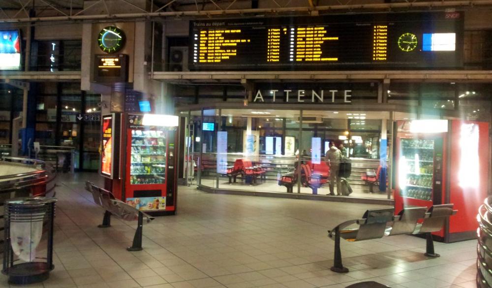 salle d'attente SNCF .jpg