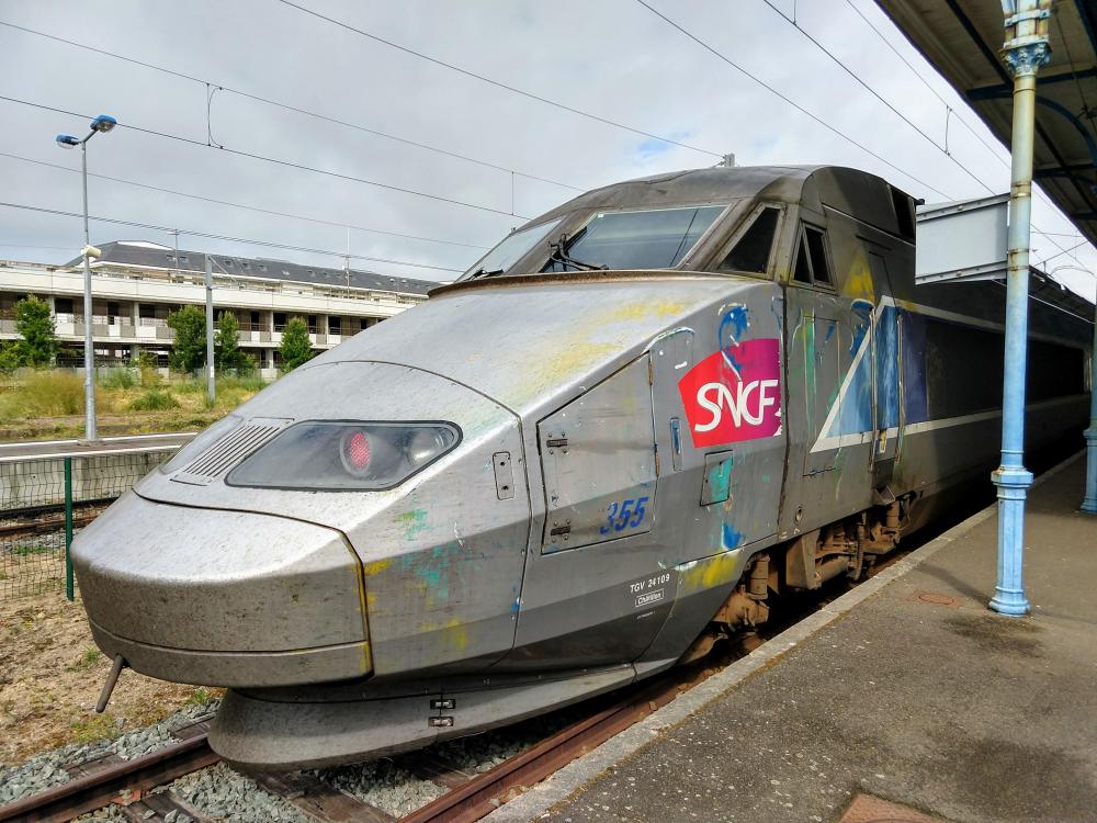 TGV_cracra.jpg