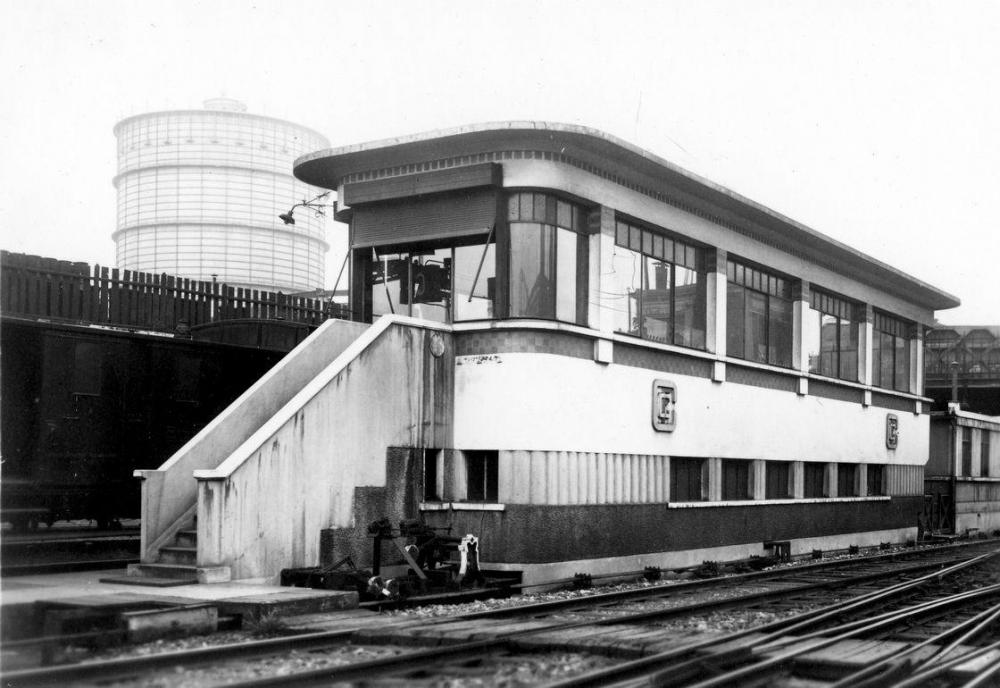 poste d'aiguillages de l'Évangile, construit dans les années 30.jpg