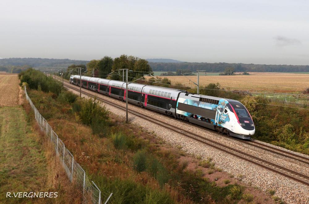 TGV 204 DRAGON CALAIS.jpg