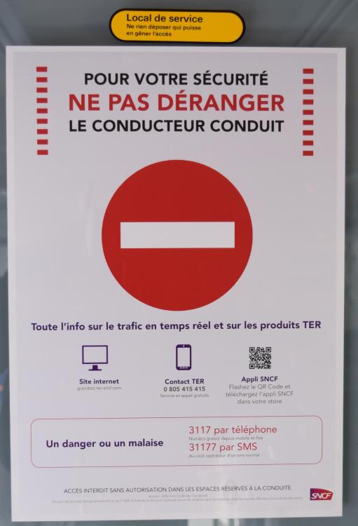 Affiche Sécurité TER Grand Est ... .JPG