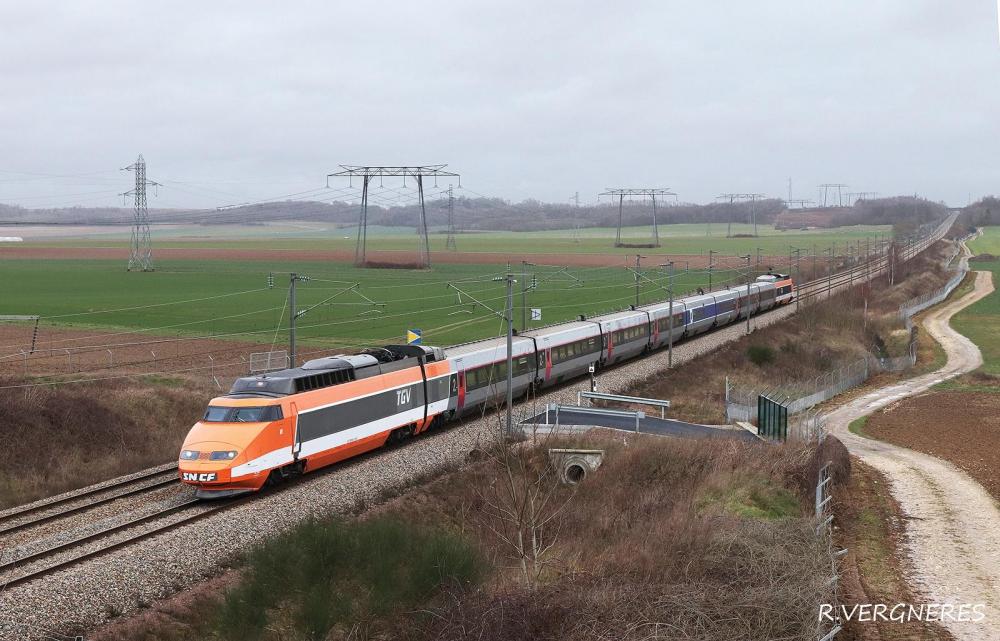 TGV 01 PK 31 LN3 CHAMIGNY.jpg