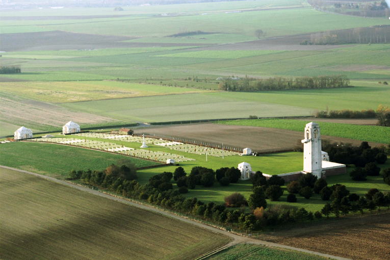 1517385064_Screenshot_2020-11-10Villers-Bretonneux-80-Mmorialaustralien-ImagesdePicardie.png.f3a9db889f0bd6a07bc33c258ecc4523.png