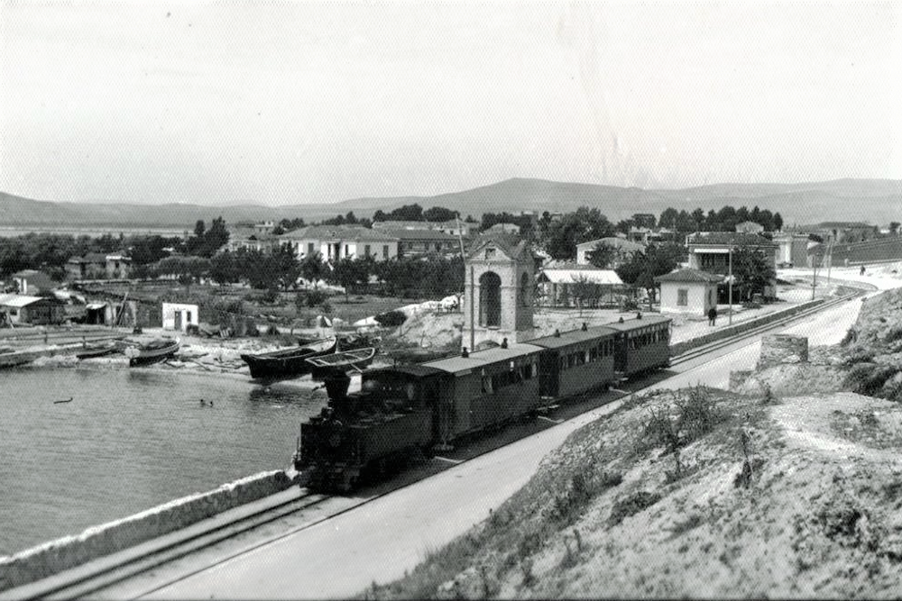 1473904236_Screenshot_2021-01-31GREECEVOLOSANAVROSTRAINRAILWAYVINTAGEPHOTOPOSTCARDpng.png.27fd74e3905eb43a7e5b7c4e2c71d332.png