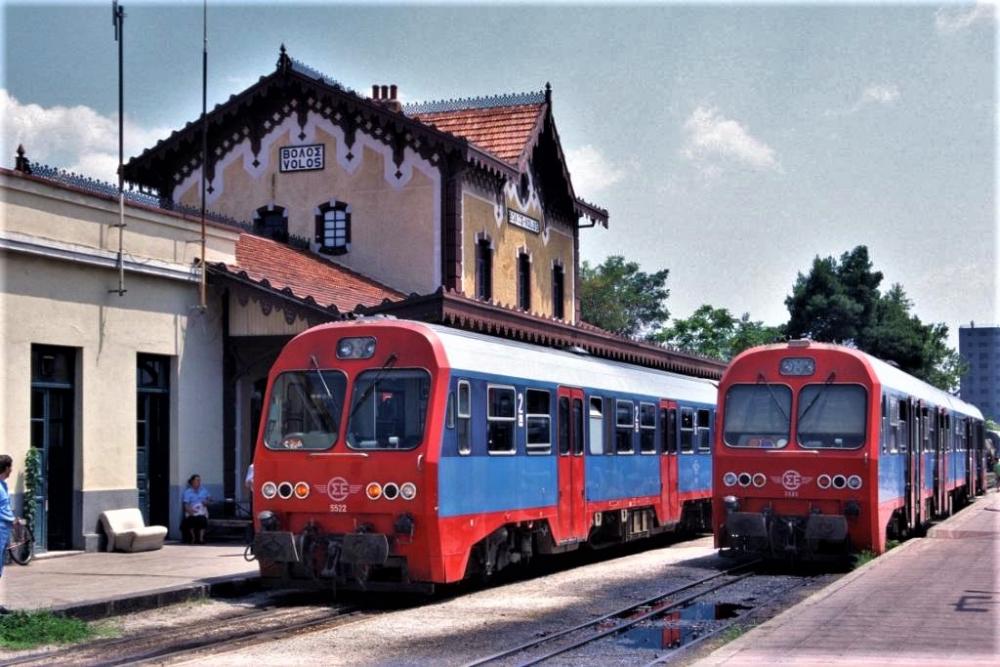 Volos_station_1995.thumb.jpg.5f40322c443018107e4a394f1bd4c0e9.jpg