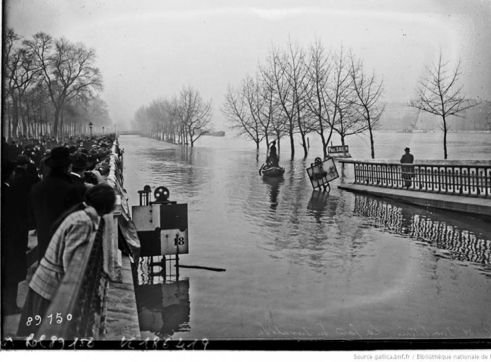 1102931732_6-1-24_inondations_la_gare_des_...Agence_Rol_btv1b531235738-1.thumb.jpg.7921a8e16f3d15513fc0a3876978b10d.jpg