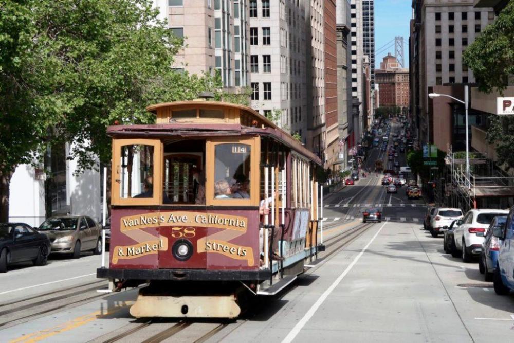 cable-car-san-francisco-12.thumb.jpg.e38b97b96457bf4ac057803a20ff601c.jpg