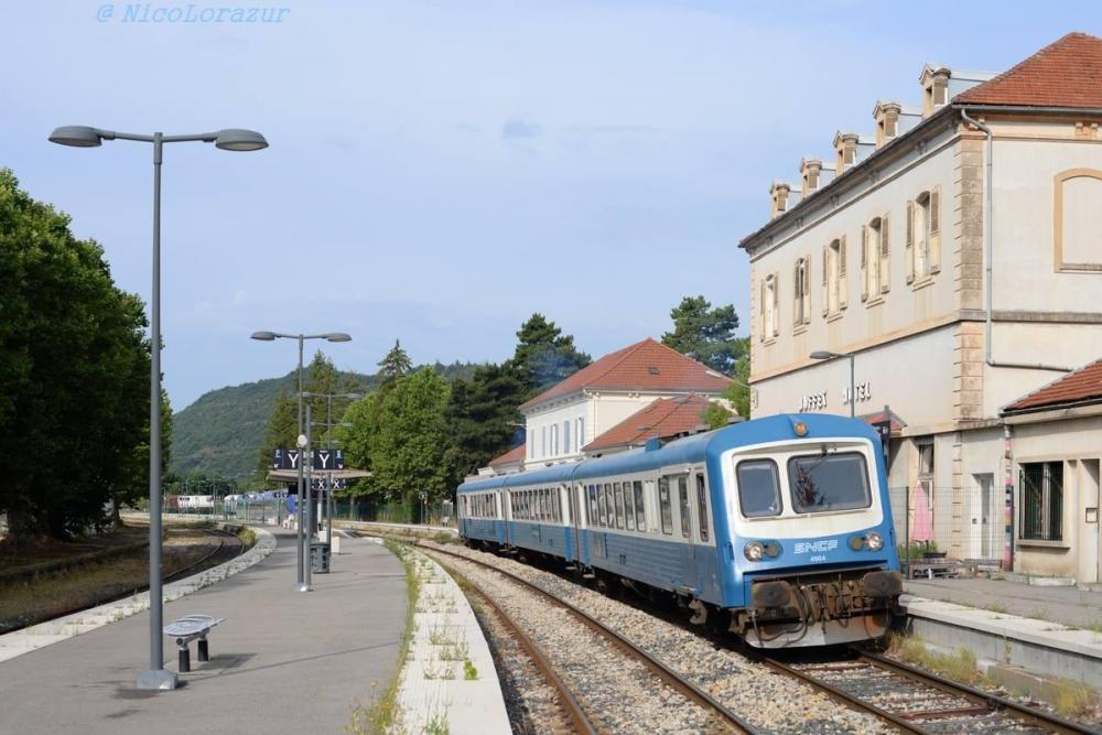 x4903-4 veynes gare.jpg